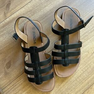 Black Soda sandals size 8 1/2